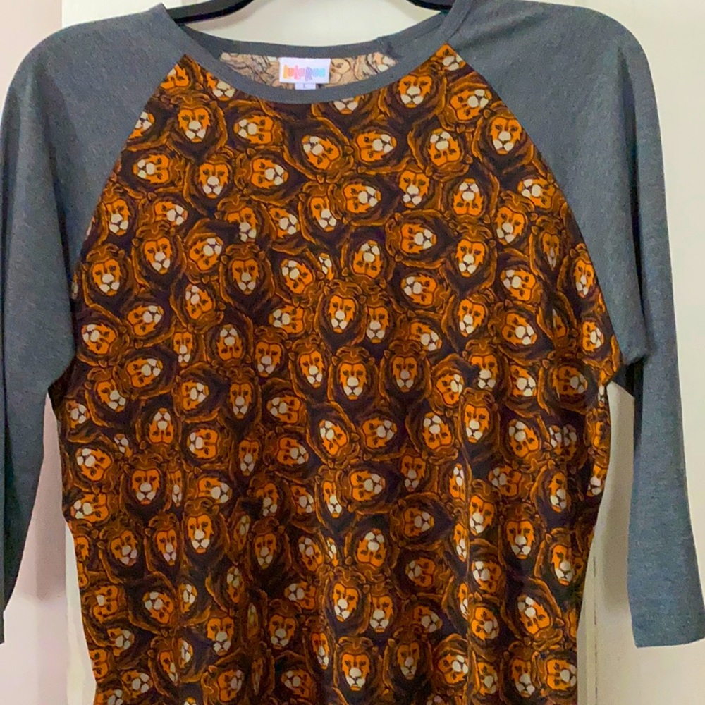 Large Lularoe Randy lion shirt